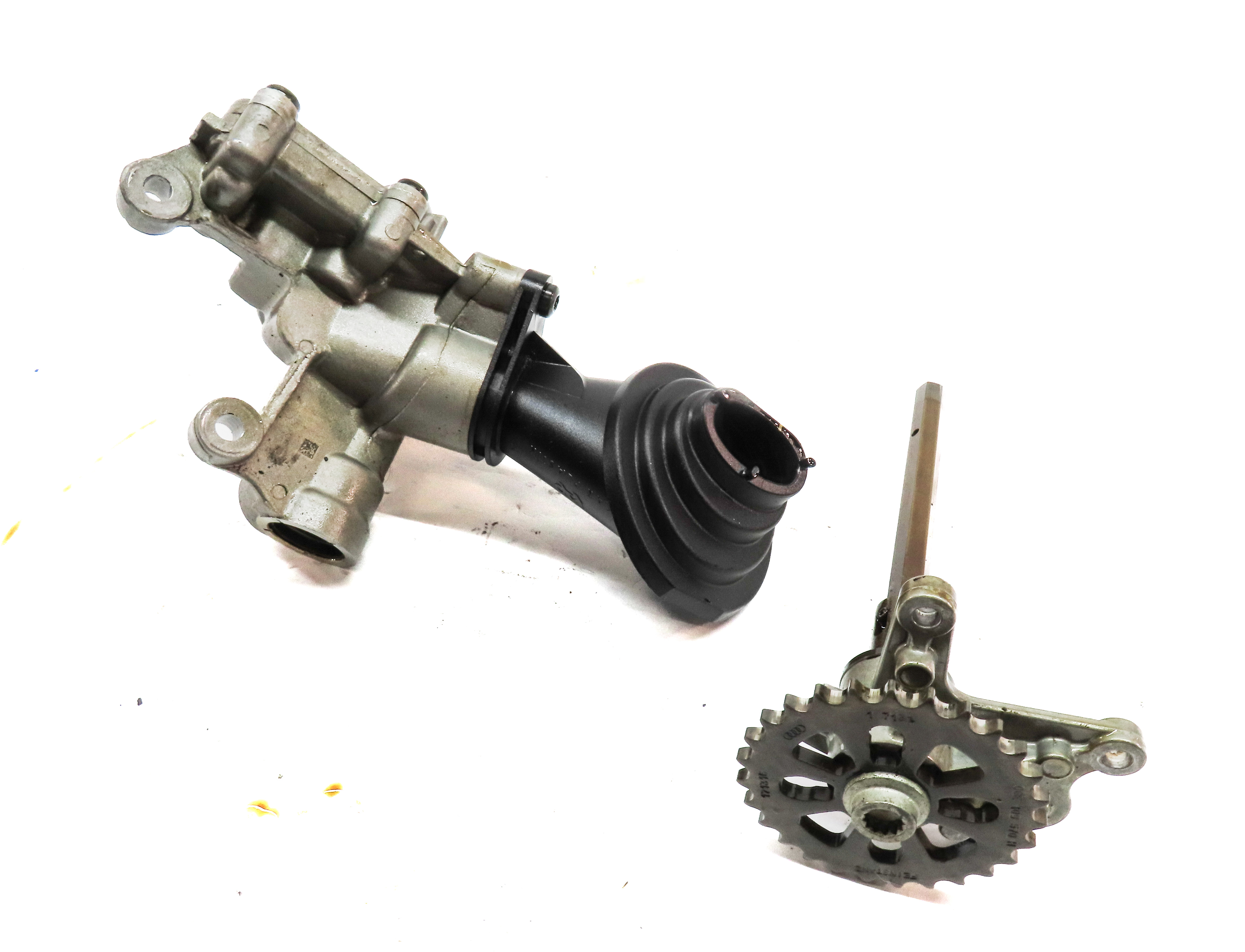 2017 AUDI Q7 (4M) 3.0L SUPER (CREC) ENGINE MOTOR OIL FLUID PUMP — exact item pictured
